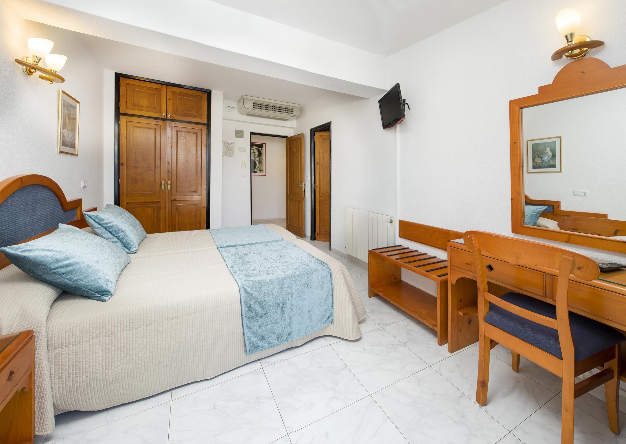 Hostal Mari San Antonio  Eksteriør billede