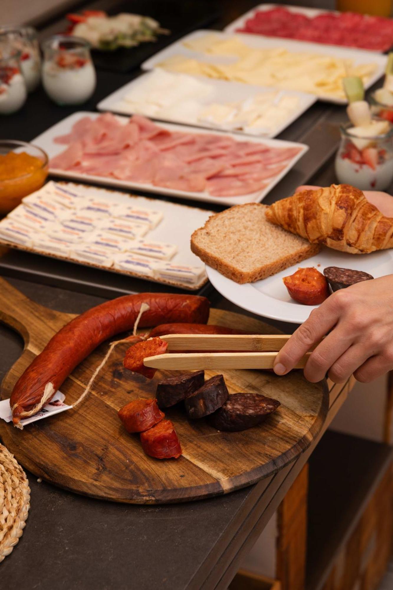 Hostal Mari San Antonio  Eksteriør billede