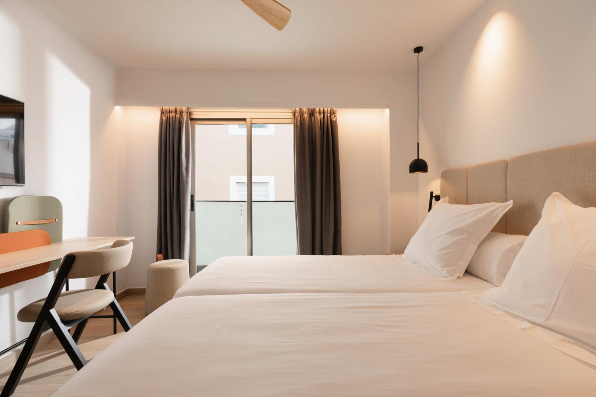 Hostal Mari San Antonio  Eksteriør billede